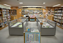 市立 図書館 佐世保